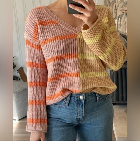 American Eagle stripped v- neck knit sweater - Picture 2 of 10